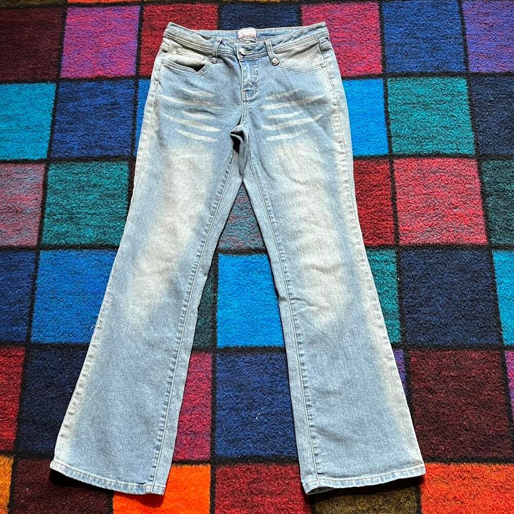 Vintage Y2K No Boundaries Flare Jeans